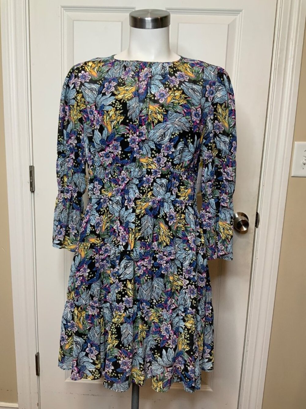 Cinq a Sept June Paradise Multicolor Floral Double Lined 3/4 Sleeve Dress, Sz 2